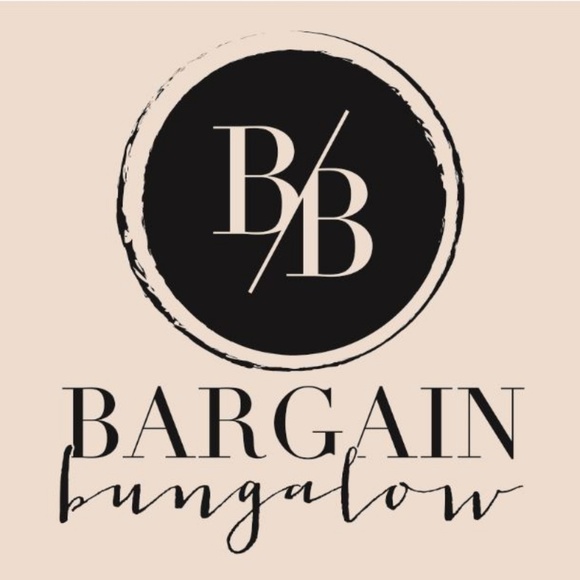 Meet your Posher, Julie - Picture 2 of 3